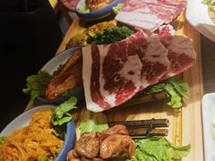 -明洞阿姨·韩式酱蟹烤肉·创意料理(三元桥店)