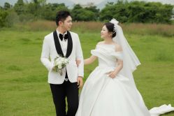 点击看大图 -挪娅婚纱摄影皇家会所