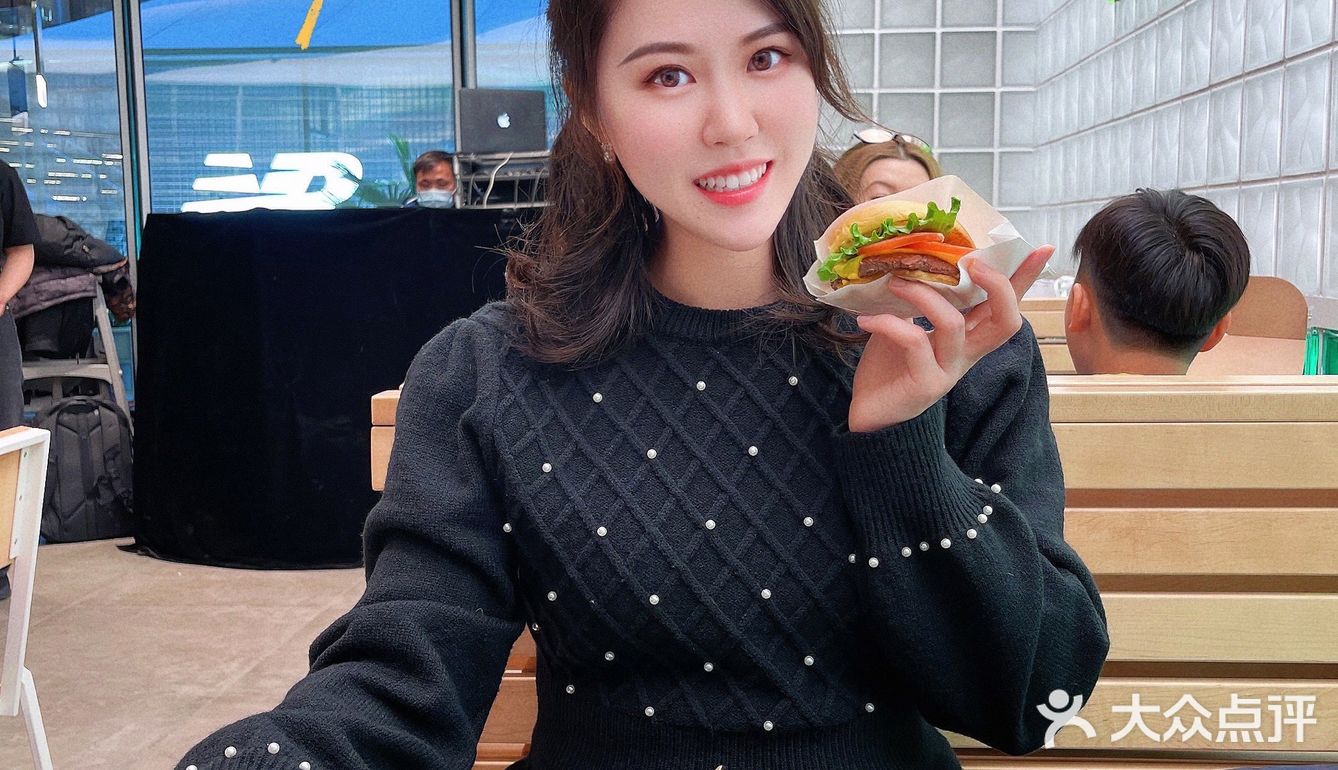上海第7家Shake Shack 开业啦‼️