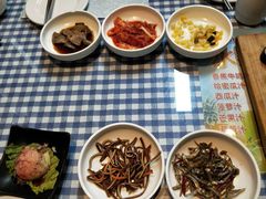 -益百岁牛尾汤(香山路店)