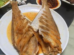 -豫老三牛肉拉面(南阳路店)