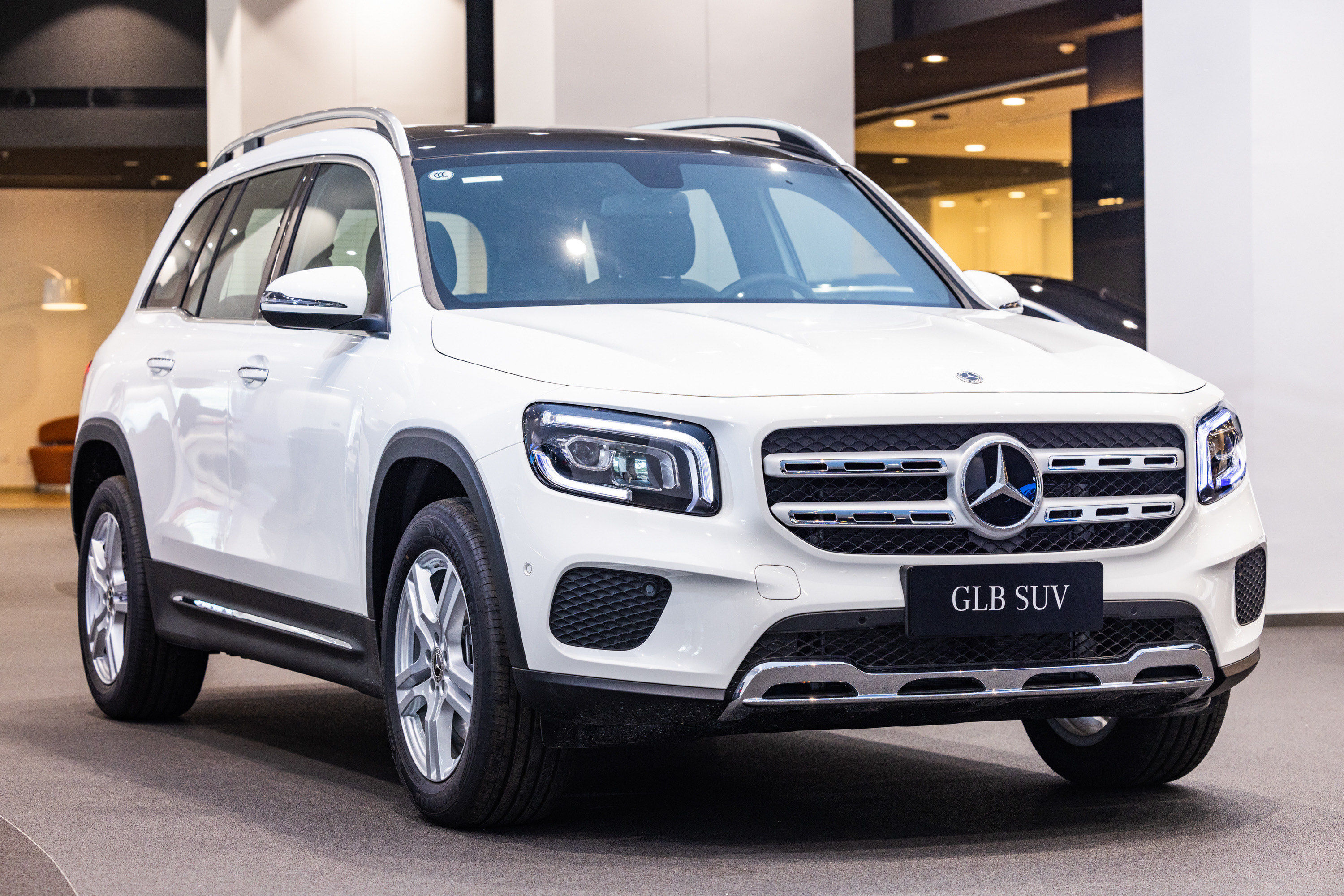 家庭用车,奔驰glb suv,30w左右轻松开回家