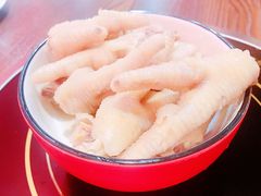 -虾弄弄海派小龙虾·牛羊蝎子火锅