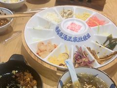 -怪噜范·老贵阳街头名小吃(数博万达店)