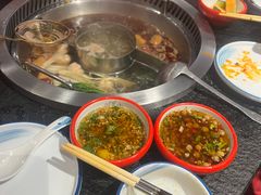 -醉董牛川派鲜肉自选火锅(烟台店)