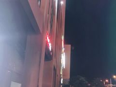 -三亚新鸿港水果一级批发市场