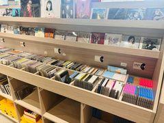 -浣熊唱片店(上海影城店)