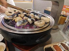 -围炉肉舍•炭烤活鳗•丹东海鲜烤肉(步行街店)