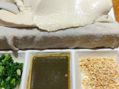 -95号酱骨·一块豆腐(展春园西路店)