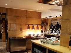 -上海皇廷花园酒店·西餐厅·自助餐