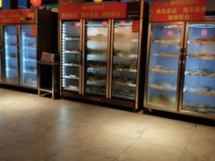 -七婆串串香(育秀路店)