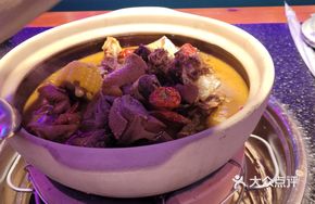 Clay Pot Stewed Goose