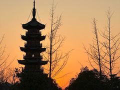 -龙华寺