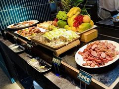 -金马门国际美食百汇(珞喻路店)