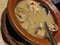 -董厨煨汤馆(车站路店)