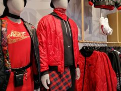 -NIKE KICKS LOUNGE体验店(北京新中关店)