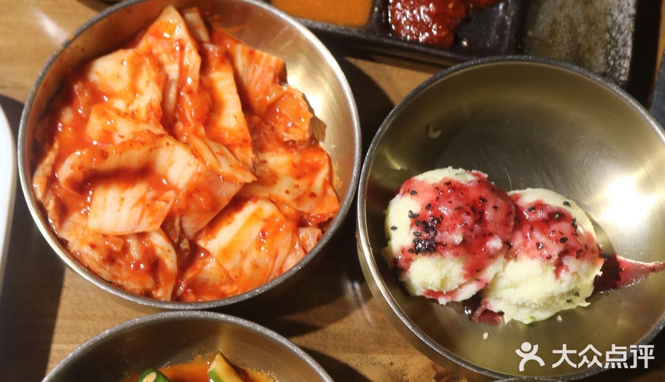 皇后公园这家烤肉店一定得来尝尝，正宗！