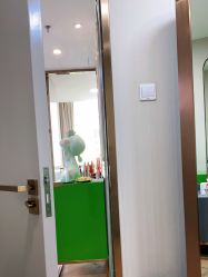 -变画·发型STUDIO