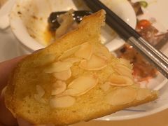 维也纳杏仁包-双子楼大酒店(城开国际写字楼店)