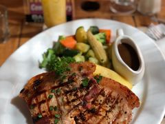 -Bamboo Bar & Grill Restaurant