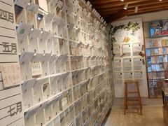 -猫的天空之城概念书店(丽江古城饮玉巷店)