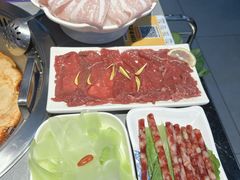 -生活如沸·顺德水牛奶火锅(人民广场店)