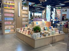 -新华书店(泉城路店)