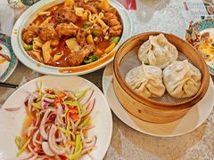-汗腾格里·风味餐厅(新疆驻京办店)