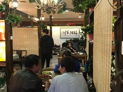 -六福烧烤酒馆(秦隆步行街店)