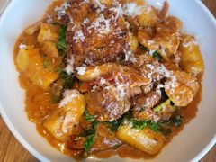 -ROAST coffee & eatery