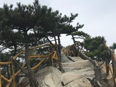 -罗田薄刀峰风景区