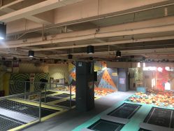 -反弹蹦床公园·运动乐园·团建·亲子派对(深圳观澜湖店)