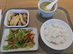 -老乡鸡(上海白玉兰广场店)