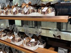 -Laderach 莱德拉(上海环贸iapm店)