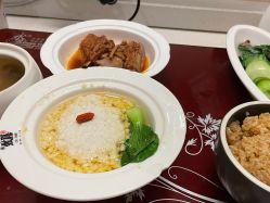 -星摇篮月子中心(市妇幼店)