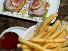 -Famous肥猫墨西哥音乐餐吧(五棵松华熙LIVE店)