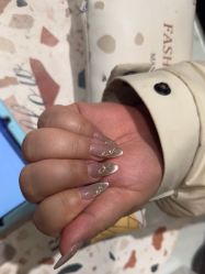 -花颜悦色款式美甲美睫