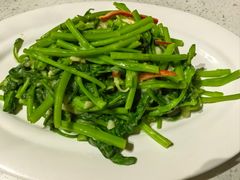 -肥仔文澳门猪骨煲(南京西路店)