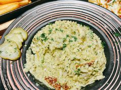 奶油青酱鸡肉牛油果烩饭-澳骄 Aussie Kitchen·手工披萨·西餐(国大店)
