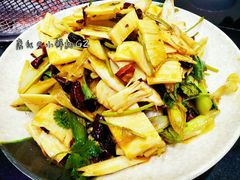 -瑞杰烧烤店·24小时营业(山东路店)