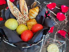 -L'ATELIER de Joel Robuchon(外滩18号店)