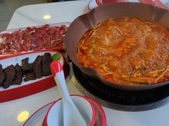 -毛辣果·贵州红酸汤牛肉火锅(西单店)