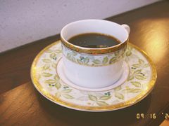 -Café Monson
