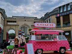 -王府井奥莱临潼小镇(临潼店)