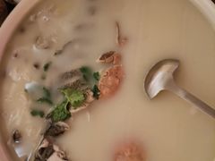 鱼汤-洛缦音乐餐厅(工业展览馆万象城店)