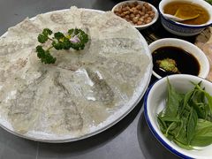 -官塘陈记鱼生·潮汕砂锅粥·牛肉火锅(潮枫路总店)