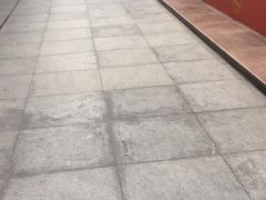 -梅龙镇广场
