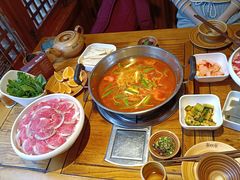 -快活林酸汤鱼鲜品火锅店(甲秀楼店)