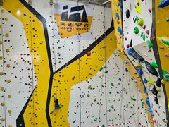 -问山MountQuest攀岩馆