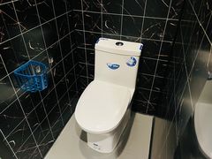 -魔方公寓(碧云国际店)